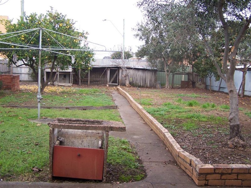 1 Central Avenue, Thomastown VIC 3074