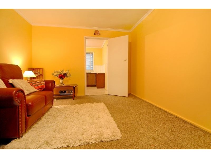 4/2 Gordon Street, Lalor VIC 3075
