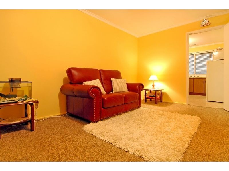 4/2 Gordon Street, Lalor VIC 3075