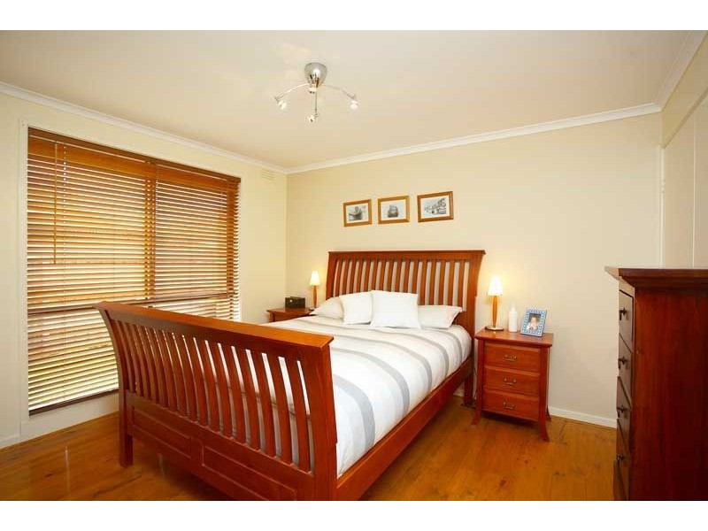 8 Centurion Court, Epping VIC 3076