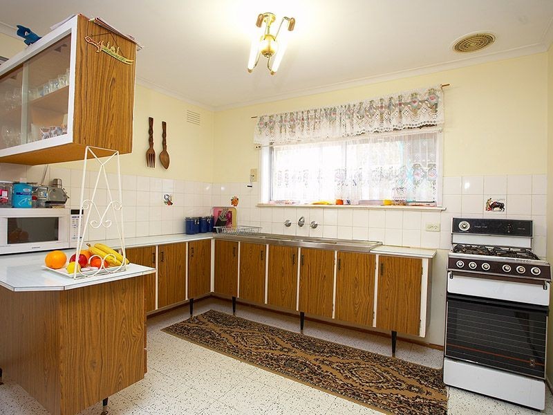 139 Edgars Road, Thomastown VIC 3074