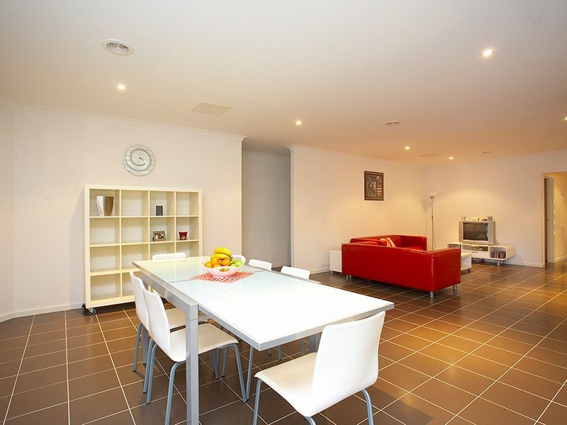 24 Lichen Way, Epping VIC 3076