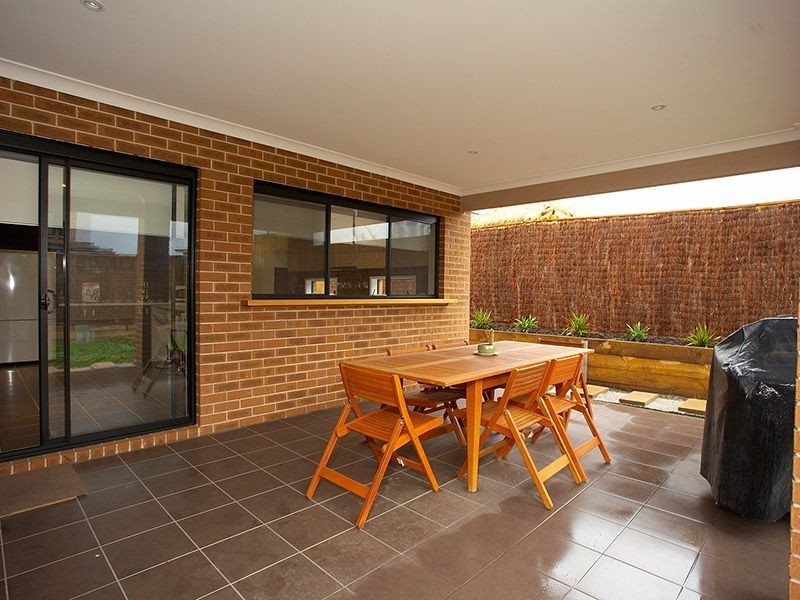 24 Lichen Way, Epping VIC 3076