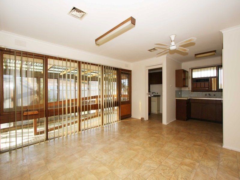 8 Kiama Street, Lalor VIC 3075