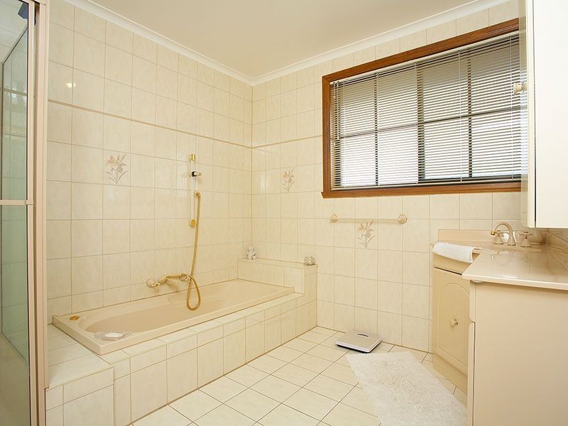 2 Barnard Court, Epping VIC 3076