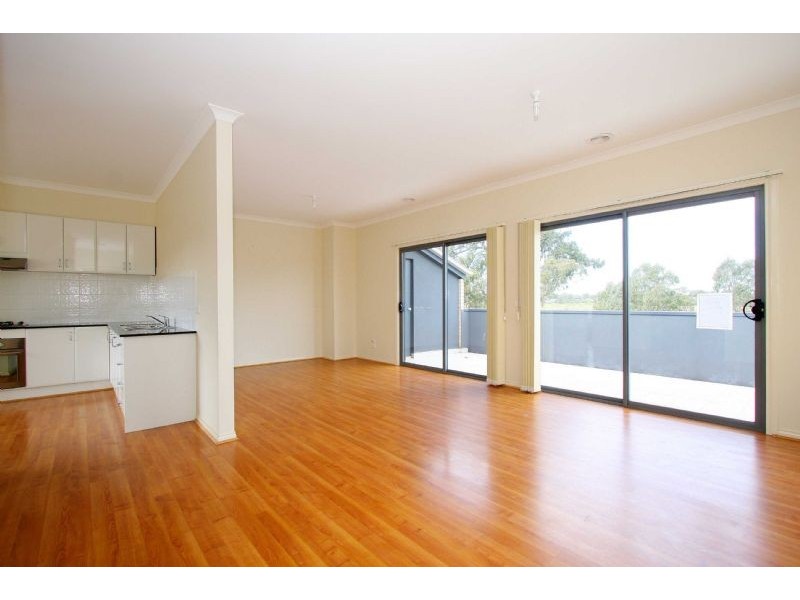 5/65 Pommel Crescent, Epping VIC 3076
