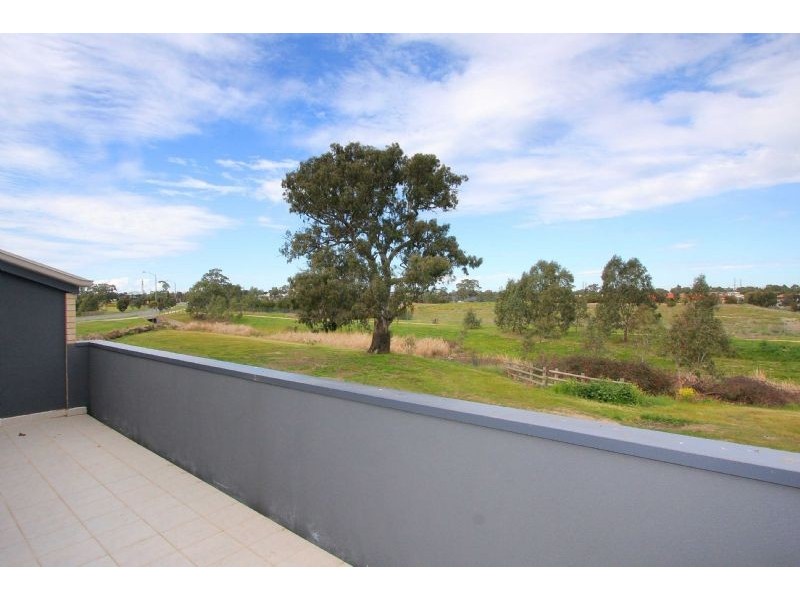 5/65 Pommel Crescent, Epping VIC 3076
