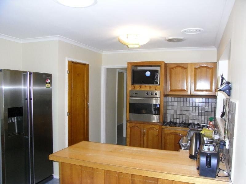 2 Gilbert Court, Lalor VIC 3075