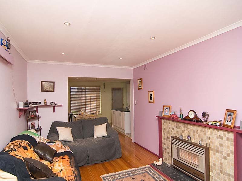 39 Regal Avenue, Thomastown VIC 3074