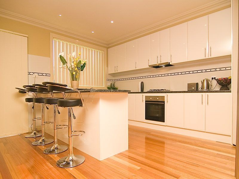 2/41 Blackman Avenue, Mill Park VIC 3082