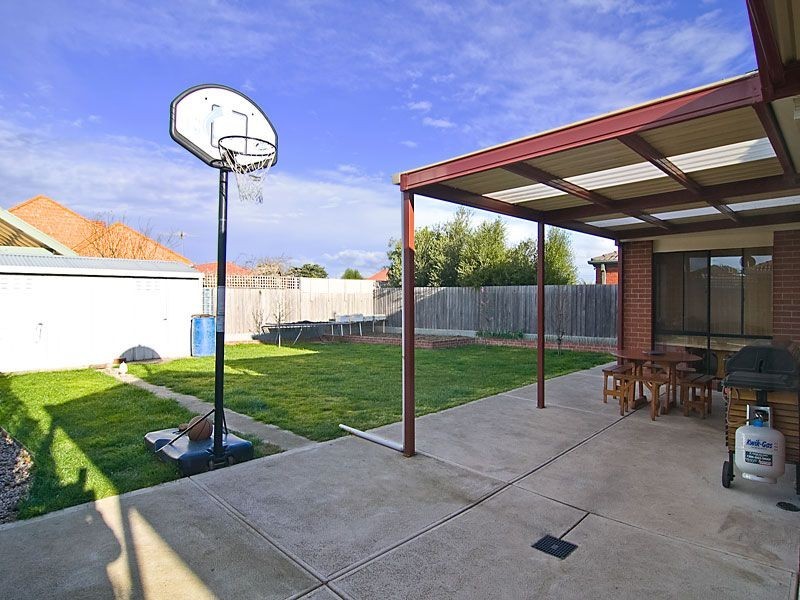 10 Lido Court, Epping VIC 3076