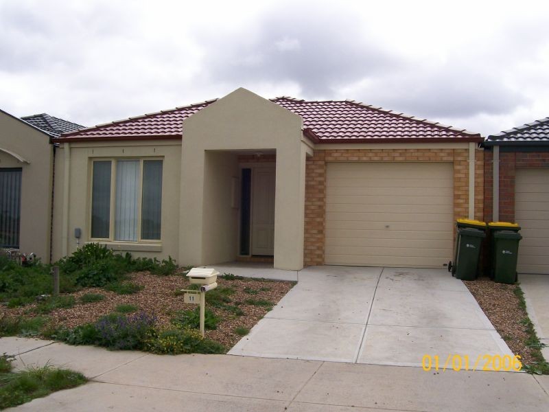 11 Shaftesbury Drive, Epping VIC 3076