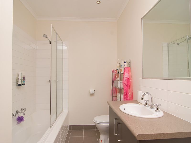 2/38 Church Street, Epping VIC 3076