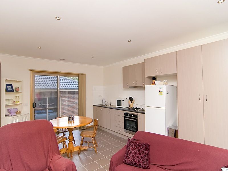 2/38 Church Street, Epping VIC 3076