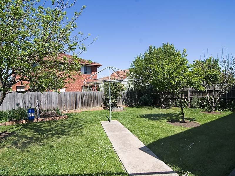 11 Herman Road, Lalor VIC 3075