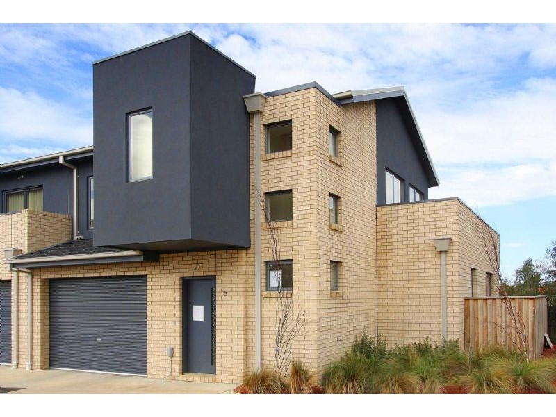 5/65 Pommel Crescent, Epping VIC 3076