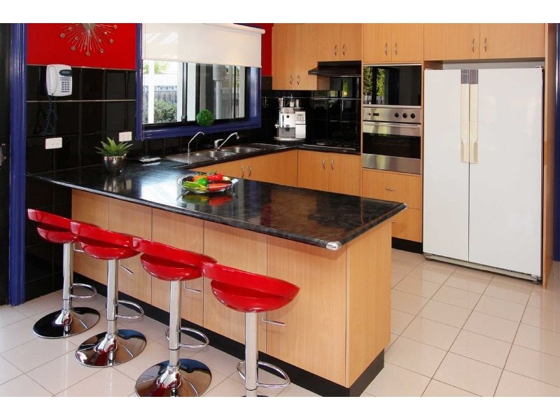 12 Elaine Close, Epping VIC 3076