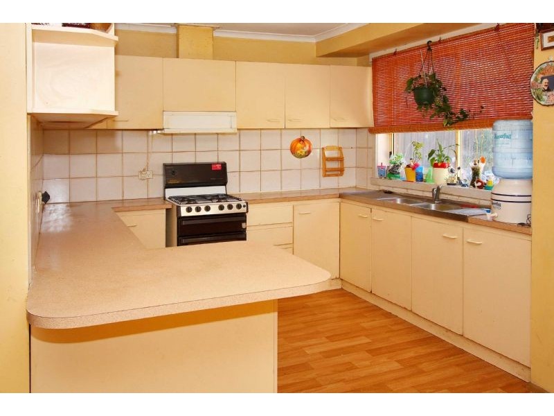 11 Baystone Road, Epping VIC 3076