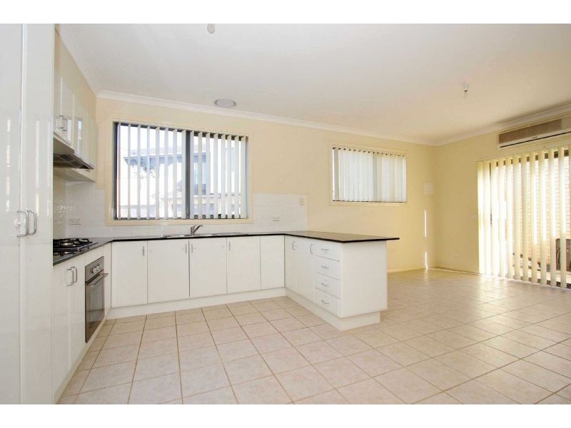 4/65 Pommel Crescent, Epping VIC 3076