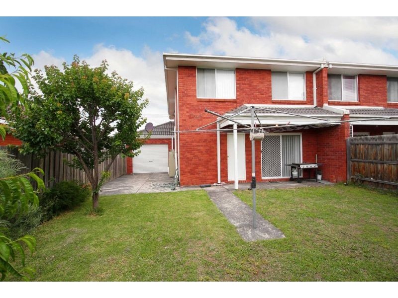 28 Karingal Way, Thomastown VIC 3074
