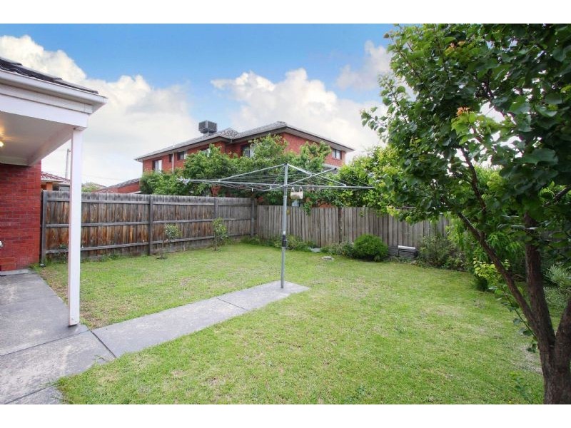 28 Karingal Way, Thomastown VIC 3074