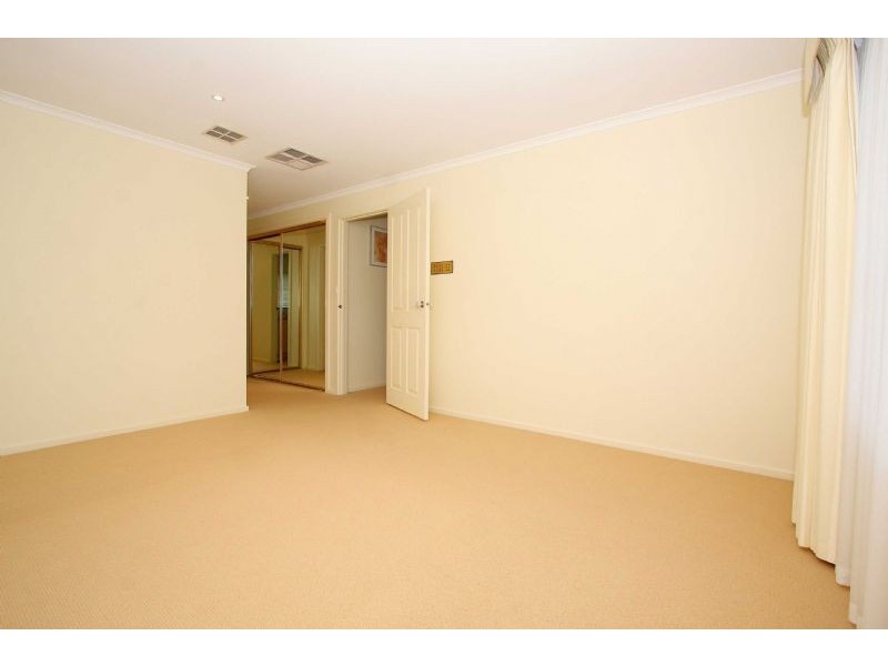 31 Noble Drive, Epping VIC 3076