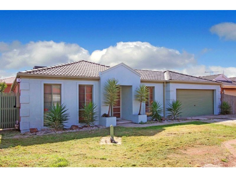 3 Foxglove Place, Epping VIC 3076