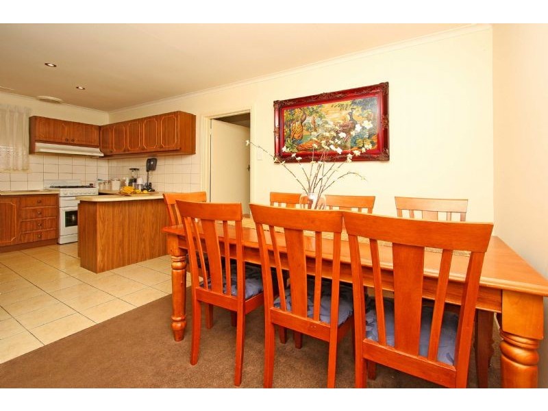 5 Manus Court, Lalor VIC 3075