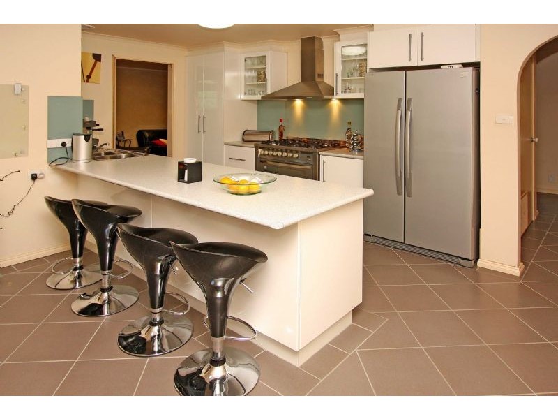 12 Fetlock Place, Epping VIC 3076