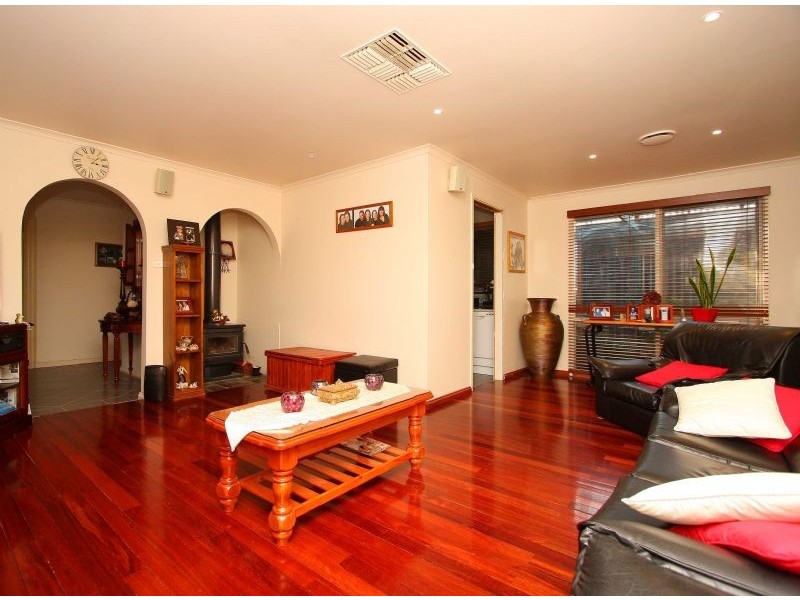 12 Fetlock Place, Epping VIC 3076