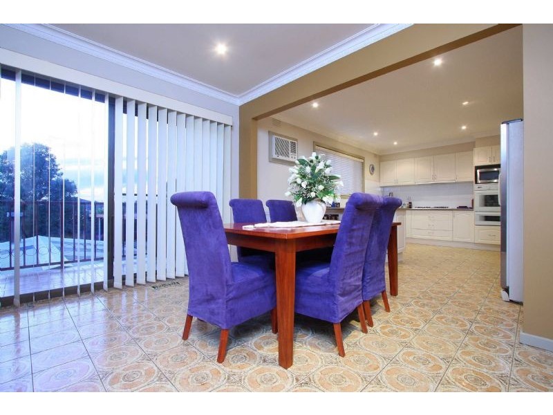 7 Greenstone Court, Thomastown VIC 3074