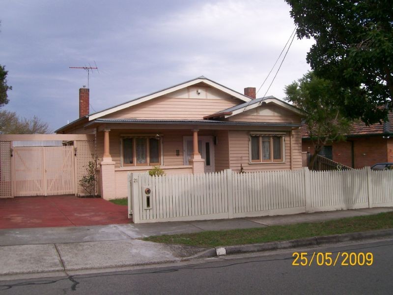 21 McNamara Street, Preston West VIC 3072
