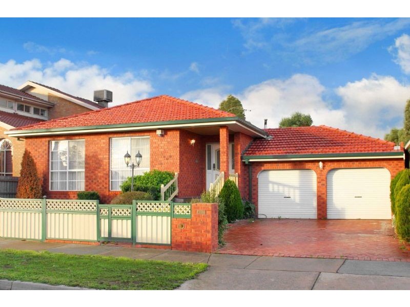 16 Lady Penrhyn Avenue, Mill Park VIC 3082