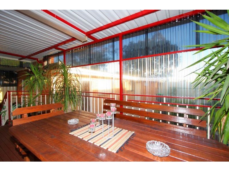 9 Festival Grove, Lalor VIC 3075