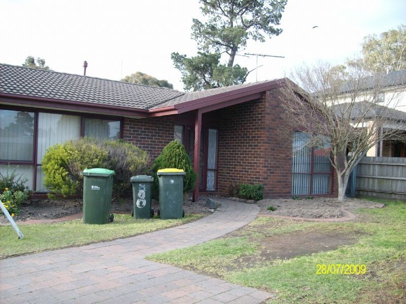 8 Pine Vale Court, Epping VIC 3076
