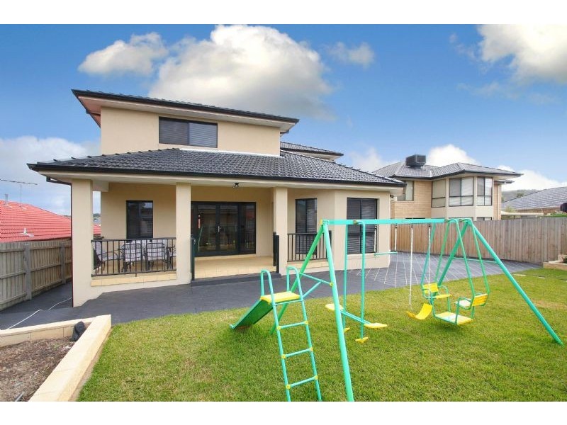 8 Kestrel Road, South Morang VIC 3752