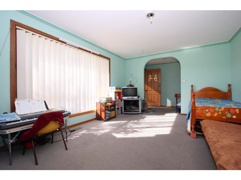 2/17 Houston Street, Epping VIC 3076