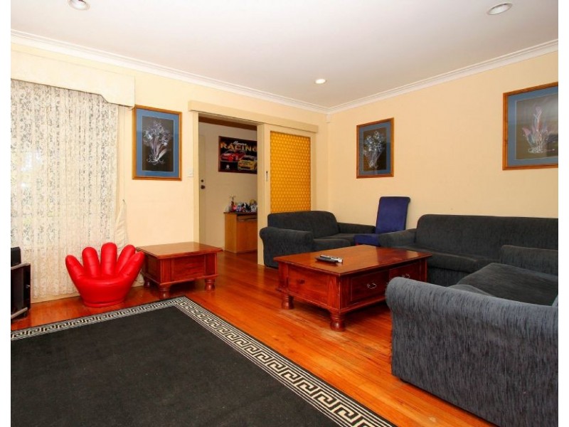 16 Kiama Drive, Lalor VIC 3075