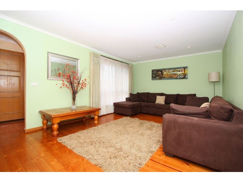 26 Horseshoe Crescent, Epping VIC 3076
