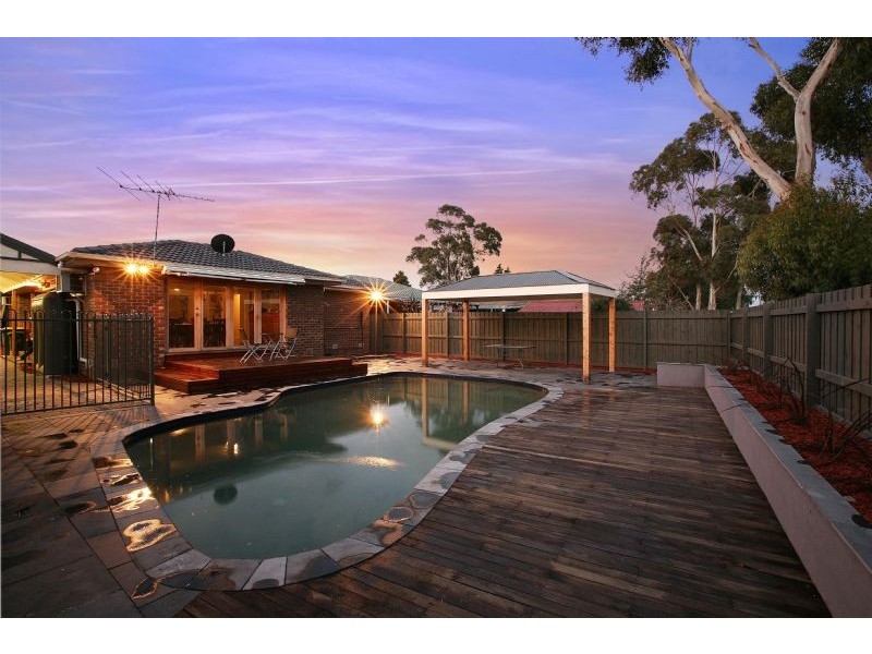 25 Peppercorn Parade, Epping VIC 3076