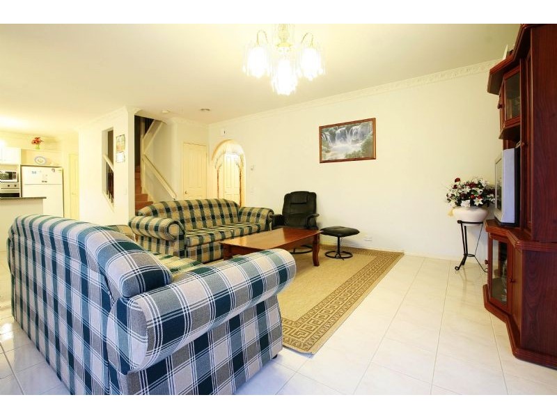 21 Hawkesbury Court, Thomastown VIC 3074