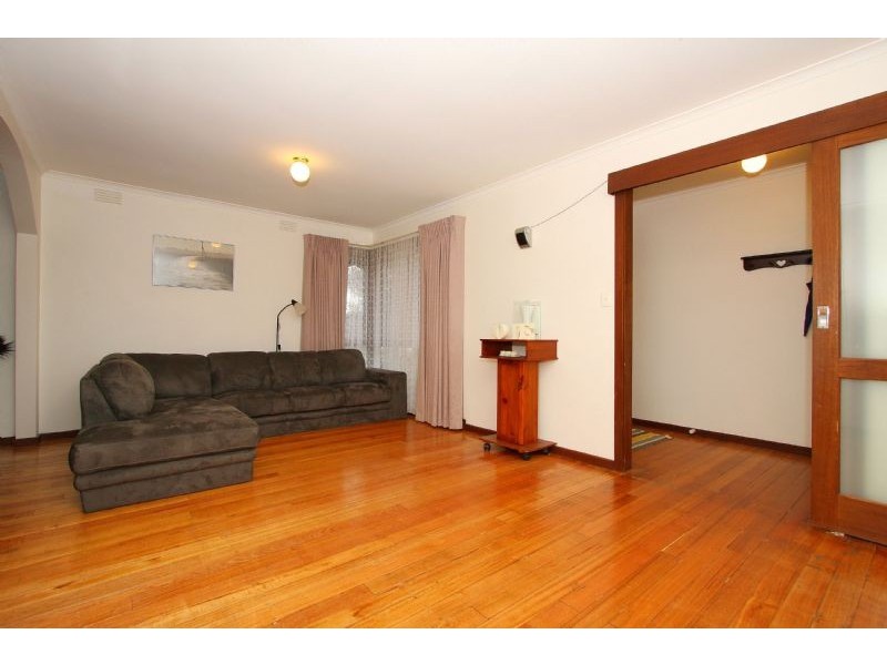 11 Winchester Avenue, Epping VIC 3076