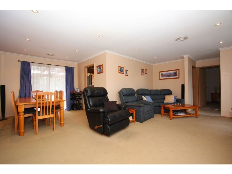 304 Findon Road, Epping VIC 3076