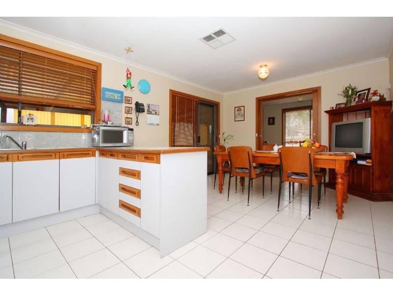 28 Horseshoe Crescent, Epping VIC 3076