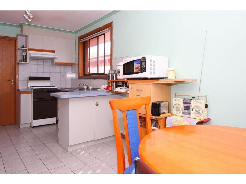 2/17 Houston Street, Epping VIC 3076