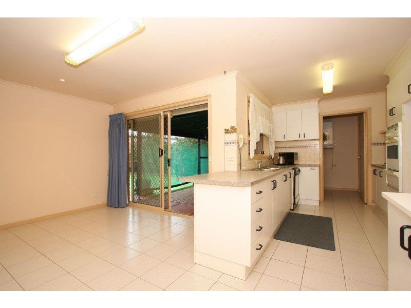 1/14 Carousel Court, Epping VIC 3076