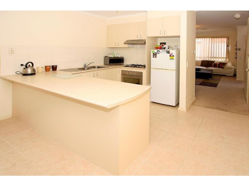 12/90 Edgars Road, Thomastown VIC 3074