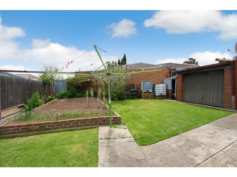 2 Foster Court, Thomastown VIC 3074