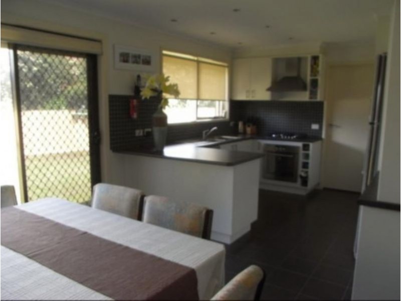 5 Chester Court, Epping VIC 3076