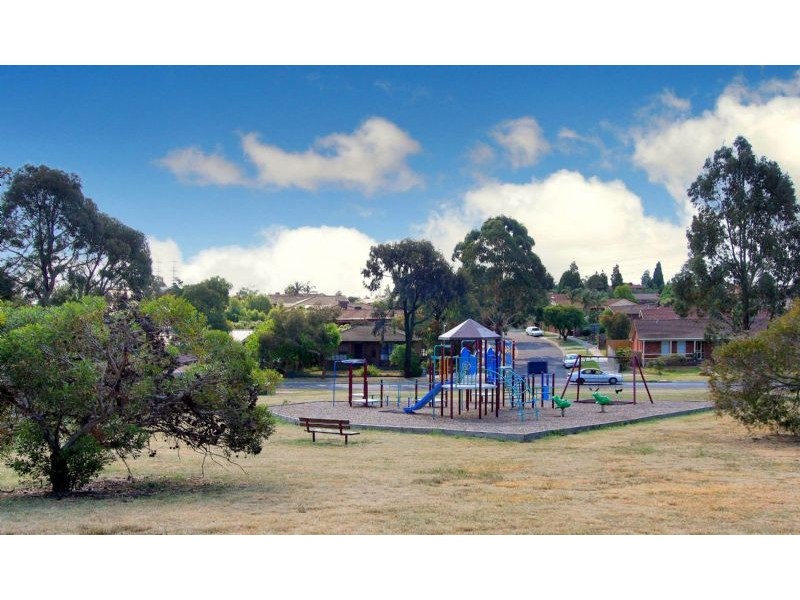 43 Strickland Avenue, Mill Park VIC 3082